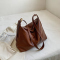 Black Bag Women's Autumn and Winter Fashion New Fashionable Large Capacity Shoulder Crossbody Bag Casual All-match Commuter Tote Bag